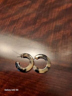 Tortoiseshell Hoop Earrings - Women Jewelry